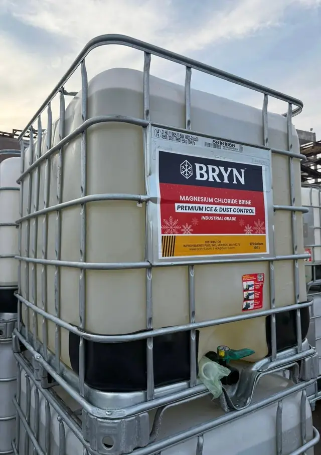Bryn brine IBC tote, alternate angle, label and cage visible